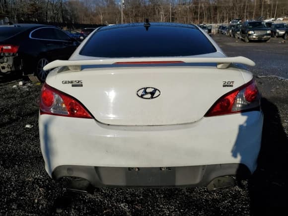 ✅ 2012 Hyundai Genesis Coupe 2.0T • VIN: KMHHT6KD6CU072908 • Lot: 83045454. Wystawiony na Copart z przebiegiem 81 494 mil. Bezpłatny archiwum sprzedaży aukcyjnych z USA i szczegółowy raport historii pojazdu na DreamBid. Zdjęcie 6.