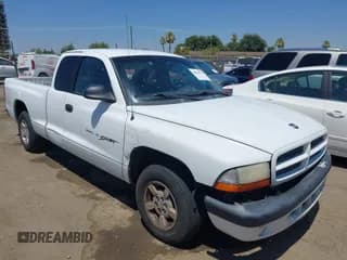 ✅ 2001 Dodge Dakota • VIN: 1B7GL22X91S188051 • Lot: 40048902. Wystawiony na IAAI z przebiegiem 304 305 mil. Bezpłatny archiwum sprzedaży aukcyjnych z USA i szczegółowy raport historii pojazdu na DreamBid. Zdjęcie 1.
