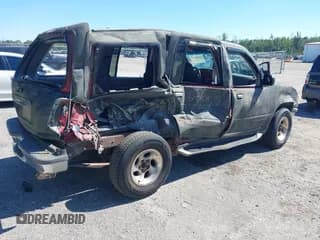 ✅ 1998 Ford Explorer XLT • VIN: 1FMZU32P1WZC19718 • Lot: 43595492. Listed on IAAI with 242,780 mi. Free auction sales archive from the USA and detailed vehicle history report at DreamBid. Image 4.