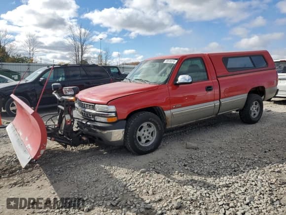 ✅ 1999 Chevrolet Silverado 1500 • VIN: 1GCEK14T3XE233068 • Лот: 76970374. Опубликован ранее на Copart с пробегом 169 443 миль. Бесплатный доступ к архиву аукционных продаж из США и подробный отчёт об истории автомобиля на DreamBid. Изображение 1.