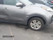 ✅ 2018 Kia Sportage LX • VIN: KNDPMCAC2J7337744 • Lot: 43686652. Wystawiony na IAAI z przebiegiem 127 469 mil. Bezpłatny archiwum sprzedaży aukcyjnych z USA i szczegółowy raport historii pojazdu na DreamBid. Zdjęcie 6.