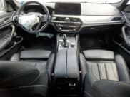 ✅ 2022 BMW 5 Series 530i xDrive • VIN: WBA13BJ08NCH59250 • Лот: 59749305. Опубликован ранее на Copart с пробегом Не указан. Бесплатный доступ к архиву аукционных продаж из США и подробный отчёт об истории автомобиля на DreamBid. Изображение 8.