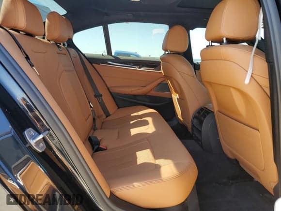 ✅ 2022 BMW 5 Series 540i • VIN: WBA53BJ01NWX51083 • Lot: 89622485. Listed on Copart with 47,560 mi. Free auction sales archive from the USA and detailed vehicle history report at DreamBid. Image 10.