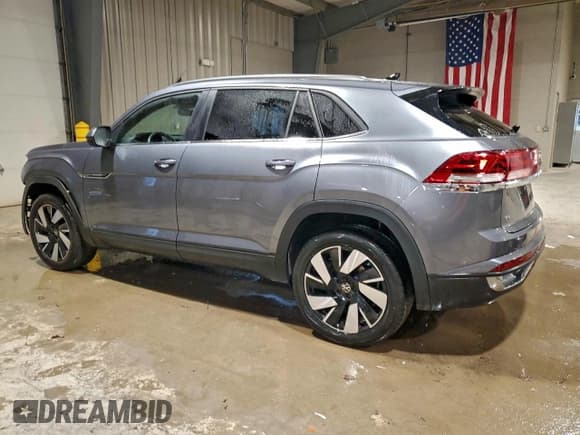 ✅ 2025 Volkswagen Atlas SE • VIN: 1V2HE2CAXSC222212 • Lot: 95864005. Listed on Copart with 16,547 mi. Free auction sales archive from the USA and detailed vehicle history report at DreamBid. Image 2.
