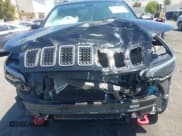 ✅ 2019 Jeep Cherokee Trailhawk • VIN: 1C4PJMBXXKD433284 • Lot: 42020051. Listed on IAAI with 57,089 mi. Free auction sales archive from the USA and detailed vehicle history report at DreamBid. Image 6.