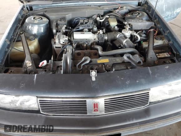 ✅ 1987 Oldsmobile Cutlass • VIN: 1G3AM8134HD349327 • Lot: 79208364. Wystawiony na Copart z przebiegiem 25 029 mil. Bezpłatny archiwum sprzedaży aukcyjnych z USA i szczegółowy raport historii pojazdu na DreamBid. Zdjęcie 11.