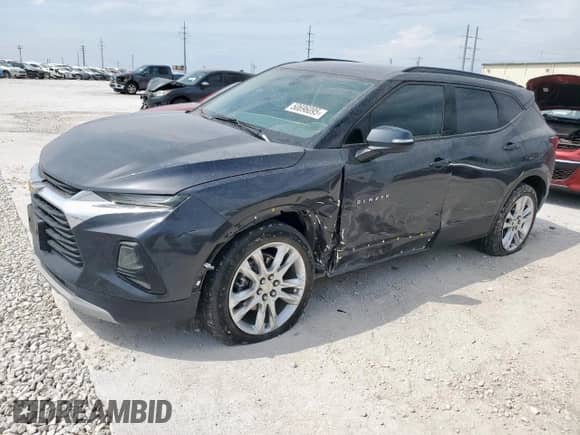 2021 Chevrolet Blazer LT z VIN 3GNKBJR45MS520568, wystawiony jako Copart lot #50696095 z przebiegiem 43 676 mil mil oraz Szkoda całkowita • Salvage title. Historia ofert i sprzedaży dostępna na DreamBid. Obrazek 1.