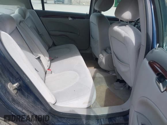 ✅ 2009 Buick Lucerne CX-2 • VIN: 1G4HP57119U137654 • Lot: 42069600. Listed on IAAI with 102,623 mi. Free auction sales archive from the USA and detailed vehicle history report at DreamBid. Image 8.