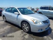 ✅ 2010 Nissan Altima Hybrid • VIN: 1N4CL2AP2AC111649 • Lot: 42489946. Wystawiony na IAAI z przebiegiem 273 349 mil. Bezpłatny archiwum sprzedaży aukcyjnych z USA i szczegółowy raport historii pojazdu na DreamBid. Zdjęcie 1.