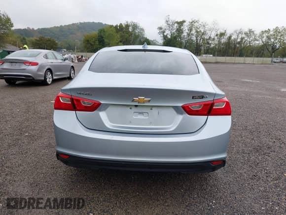 2017 Chevrolet Malibu LT с VIN 1G1ZE5ST7HF134230, выставлен на аукционе IAAI как лот 43288951 с пробегом 105 610 миль миль и . История ставок и продаж доступна на DreamBid. Изображение 16.