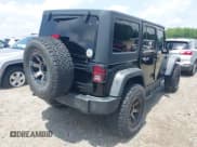 ✅ 2017 Jeep Wrangler Unlimited Rubicon • VIN: 1C4BJWFG6HL671065 • Lot: 42274566. Wystawiony na IAAI z przebiegiem 125 138 mil. Bezpłatny archiwum sprzedaży aukcyjnych z USA i szczegółowy raport historii pojazdu na DreamBid. Zdjęcie 4.