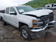 ✅ 2015 Chevrolet Silverado 2500HD LT • VIN: 1GC1KVEG7FF624370 • Lot: 39313846. Wystawiony na IAAI z przebiegiem 154 519 mil. Bezpłatny archiwum sprzedaży aukcyjnych z USA i szczegółowy raport historii pojazdu na DreamBid. Zdjęcie 1.