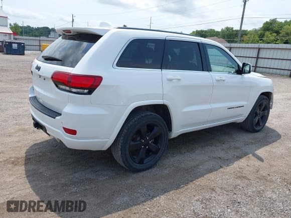 ✅ 2015 Jeep Grand Cherokee Altitude • VIN: 1C4RJFAG8FC941996 • Лот: 42868604. Опубликован ранее на IAAI с пробегом 184 836 миль. Бесплатный доступ к архиву аукционных продаж из США и подробный отчёт об истории автомобиля на DreamBid. Изображение 4.