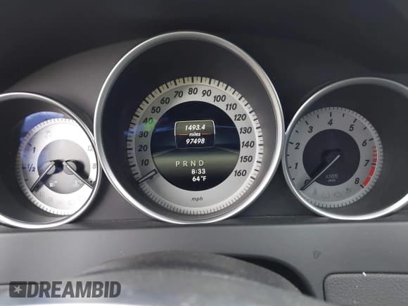 ✅ 2014 Mercedes-Benz C 250 • VIN: WDDGJ4HB4EG288537 • Lot: 42431049. Wystawiony na IAAI z przebiegiem 97 498 mil. Bezpłatny archiwum sprzedaży aukcyjnych z USA i szczegółowy raport historii pojazdu na DreamBid. Zdjęcie 7.