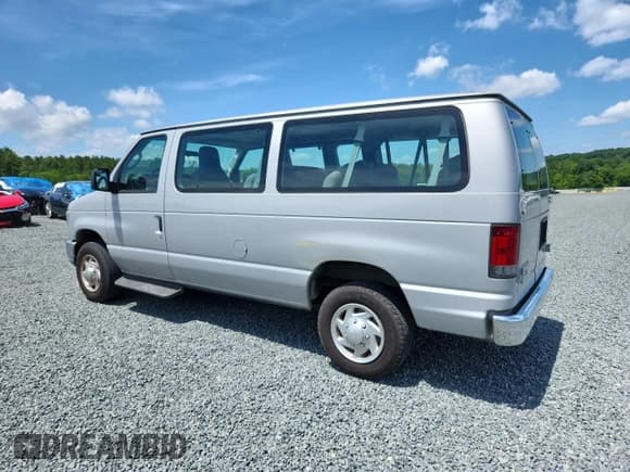 ✅ 2011 Ford Econoline Passenger XL • VIN: 1FBNE3BL2BDA25627 • Lot: 60203895. Listed on Copart with 120,027 mi. Free auction sales archive from the USA and detailed vehicle history report at DreamBid. Image 2.