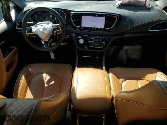 ✅ 2022 Chrysler Pacifica Pinnacle • VIN: 2C4RC3PG1NR183795 • Lot: 50650855. Listed on Copart with 152,180 mi. Free auction sales archive from the USA and detailed vehicle history report at DreamBid. Image 8.