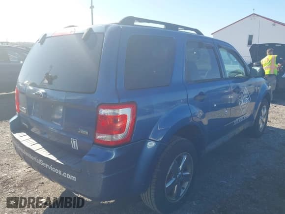 ✅ 2010 Ford Escape XLT • VIN: 1FMCU9DG9AKA10993 • Лот: 43493048. Опубликован ранее на IAAI с пробегом 236 586 миль. Бесплатный доступ к архиву аукционных продаж из США и подробный отчёт об истории автомобиля на DreamBid. Изображение 4.