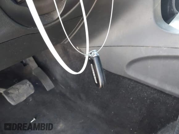 ✅ 2015 Jeep Grand Cherokee Altitude • VIN: 1C4RJEAG1FC769773 • Лот: 43201666. Опубликован ранее на IAAI с пробегом 184 021 миль. Бесплатный доступ к архиву аукционных продаж из США и подробный отчёт об истории автомобиля на DreamBid. Изображение 11.