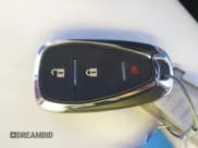 ✅ 2022 Chevrolet Equinox LS • VIN: 3GNAXHEVXNS167640 • Lot: 43376506. Listed on IAAI with 70,014 mi. Free auction sales archive from the USA and detailed vehicle history report at DreamBid. Image 11.