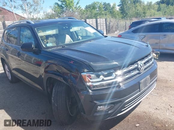 ✅ 2018 Volkswagen Atlas SE • VIN: 1V2LR2CA1JC538840 • Lot: 42771509. Listed on IAAI with 78,090 mi. Free auction sales archive from the USA and detailed vehicle history report at DreamBid. Image 1.