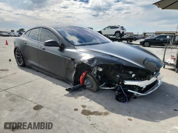 ✅ 2024 Tesla Model S Plaid • VIN: 5YJSA1E60RF539614 • Lot: 86287055. Wystawiony na Copart z przebiegiem Nie podano. Bezpłatny archiwum sprzedaży aukcyjnych z USA i szczegółowy raport historii pojazdu na DreamBid. Zdjęcie 4.