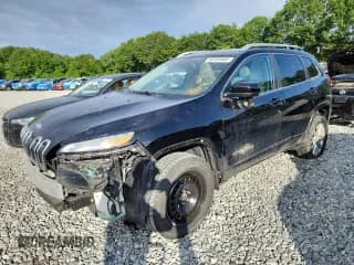 ✅ 2017 Jeep Cherokee Overland • VIN: 1C4PJMJS6HW551657 • Lot: 62489605. Listed on Copart with 121,338 mi. Free auction sales archive from the USA and detailed vehicle history report at DreamBid. Image 1.