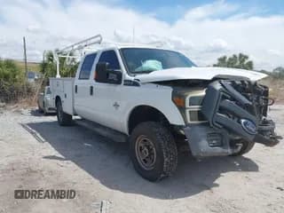 ✅ 2014 Ford F-250 XL • VIN: 1FD7W2BT2EEB46907 • Лот: 41888370. Опубликован ранее на IAAI с пробегом 298 546 миль. Бесплатный доступ к архиву аукционных продаж из США и подробный отчёт об истории автомобиля на DreamBid. Изображение 1.