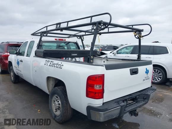 ✅ 2009 Chevrolet Silverado 2500HD Work Truck • VIN: 1GCHC49K59E149669 • Лот: 42042653. Опубликован ранее на IAAI с пробегом 160 732 миль. Бесплатный доступ к архиву аукционных продаж из США и подробный отчёт об истории автомобиля на DreamBid. Изображение 3.