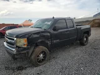 ✅ 2007 Chevrolet Silverado 1500 LTZ • VIN: 2GCEC190271715012 • Lot: 57083375. Listed on Copart with 350,624 mi. Free auction sales archive from the USA and detailed vehicle history report at DreamBid. Image 1.