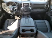 ✅ 2020 Chevrolet Silverado 1500 LTZ • VIN: 1GCPWEED0LZ363243 • Lot: 70749714. Wystawiony na Copart z przebiegiem 50 856 mil. Bezpłatny archiwum sprzedaży aukcyjnych z USA i szczegółowy raport historii pojazdu na DreamBid. Zdjęcie 8.