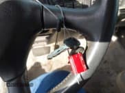 ✅ 1999 GMC Yukon • VIN: 1GKEK13R2XJ712390 • Lot: 41793649. Wystawiony na IAAI z przebiegiem 222 721 mil. Bezpłatny archiwum sprzedaży aukcyjnych z USA i szczegółowy raport historii pojazdu na DreamBid. Zdjęcie 11.