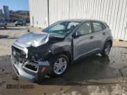 ✅ 2021 Hyundai Kona SE • VIN: KM8K1CAA8MU704813 • Лот: 75950734. Опубликован ранее на Copart с пробегом 63 076 миль. Бесплатный доступ к архиву аукционных продаж из США и подробный отчёт об истории автомобиля на DreamBid. Изображение 1.