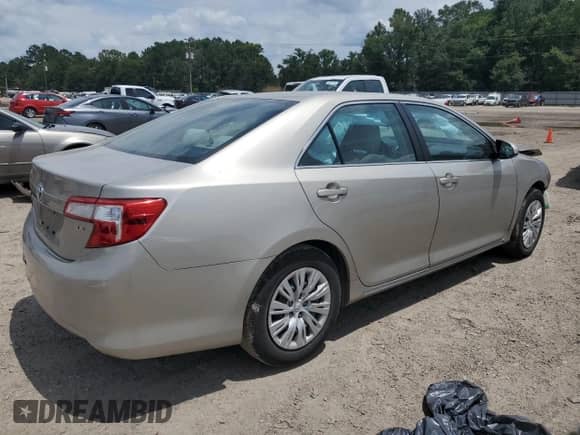 2014 Toyota Camry L z VIN 4T4BF1FK9ER378566, wystawiony jako Copart lot #65263795 z przebiegiem Nie podano mil oraz Szkoda całkowita • Salvage title. Historia ofert i sprzedaży dostępna na DreamBid. Obrazek 3.