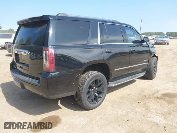 ✅ 2017 GMC Yukon SLT • VIN: 1GKS1BKC5HR287498 • Lot: 43503976. Listed on IAAI with 103,676 mi. Free auction sales archive from the USA and detailed vehicle history report at DreamBid. Image 4.
