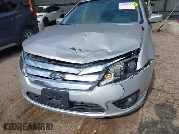 ✅ 2010 Ford Fusion SE • VIN: 3FAHP0HA3AR163647 • Лот: 42348597. Опубликован ранее на IAAI с пробегом 181 778 миль. Бесплатный доступ к архиву аукционных продаж из США и подробный отчёт об истории автомобиля на DreamBid. Изображение 6.