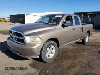 ✅ 2010 Dodge 1500 SLT • VIN: 1D7RV1GP0AS178181 • Lot: 88586325. Wystawiony na Copart z przebiegiem 157 782 mil. Bezpłatny archiwum sprzedaży aukcyjnych z USA i szczegółowy raport historii pojazdu na DreamBid. Zdjęcie 1.