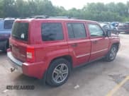 ✅ 2008 Jeep Patriot Limited • VIN: 1J8FF48WX8D765982 • Lot: 42567606. Wystawiony na IAAI z przebiegiem 190 106 mil. Bezpłatny archiwum sprzedaży aukcyjnych z USA i szczegółowy raport historii pojazdu na DreamBid. Zdjęcie 4.