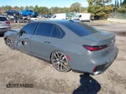 ✅ 2023 BMW 7 Series 760i xDrive • VIN: WBA33EJ06PCN52270 • Лот: 43515615. Опубликован ранее на IAAI с пробегом Не указан. Бесплатный доступ к архиву аукционных продаж из США и подробный отчёт об истории автомобиля на DreamBid. Изображение 3.