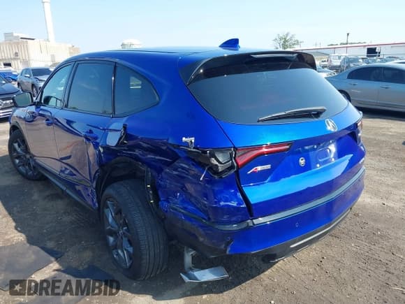 ✅ 2023 Acura MDX w/A-Spec Package • VIN: 5J8YE1H01PL013008 • Lot: 42650414. Wystawiony na IAAI z przebiegiem 21 862 mil. Bezpłatny archiwum sprzedaży aukcyjnych z USA i szczegółowy raport historii pojazdu na DreamBid. Zdjęcie 3.