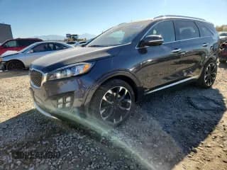 ✅ 2017 Kia Sorento SX • VIN: 5XYPKDA53HG244967 • Lot: 85398315. Wystawiony na Copart z przebiegiem 121 540 mil. Bezpłatny archiwum sprzedaży aukcyjnych z USA i szczegółowy raport historii pojazdu na DreamBid. Zdjęcie 1.