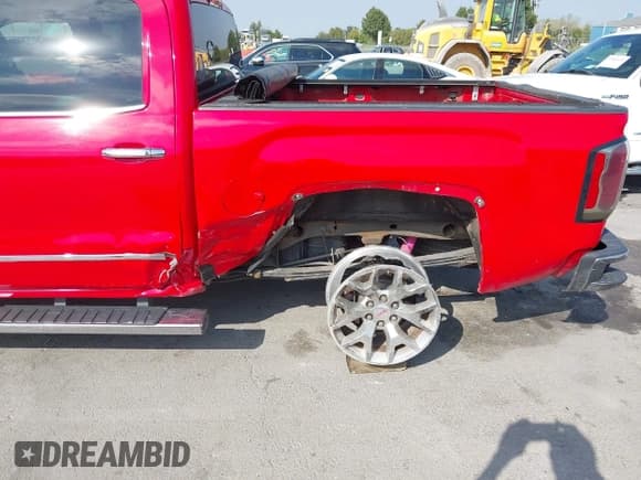 ✅ 2017 GMC Sierra 1500 SLT • VIN: 3GTU2NEC9HG515887 • Лот: 43453191. Опубликован ранее на IAAI с пробегом 101 298 миль. Бесплатный доступ к архиву аукционных продаж из США и подробный отчёт об истории автомобиля на DreamBid. Изображение 19.