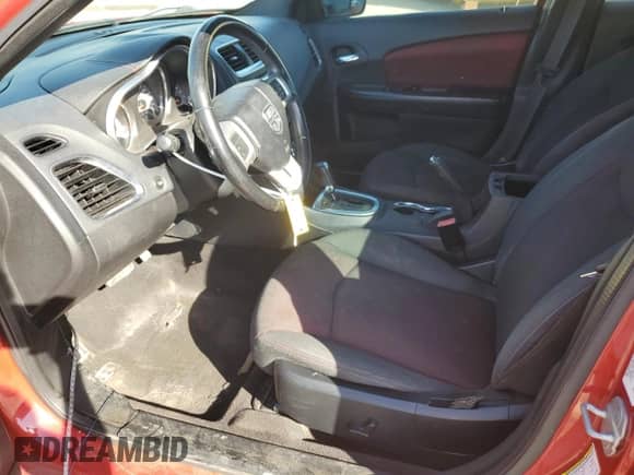 2012 Dodge Avenger SXT Plus с VIN 1C3CDZEG5CN198405, выставлен на аукционе Copart как лот 74326244 с пробегом 184 547 миль миль и Списание • Salvage title. История ставок и продаж доступна на DreamBid. Изображение 7.