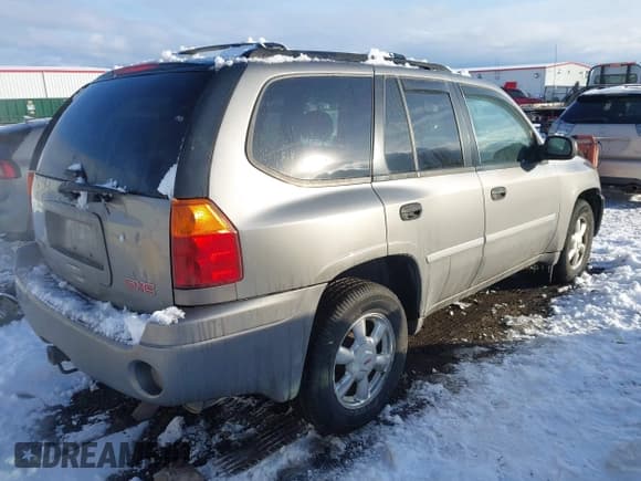 ✅ 2007 GMC Envoy SLT • VIN: 1GKDT13S072122985 • Lot: 41512818. Listed on IAAI with 139,289 mi. Free auction sales archive from the USA and detailed vehicle history report at DreamBid. Image 4.