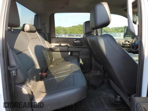✅ 2020 Chevrolet Silverado 2500HD Work Truck • VIN: 1GC1YLE79LF107912 • Lot: 71394055. Wystawiony na Copart z przebiegiem 202 155 mil. Bezpłatny archiwum sprzedaży aukcyjnych z USA i szczegółowy raport historii pojazdu na DreamBid. Zdjęcie 10.