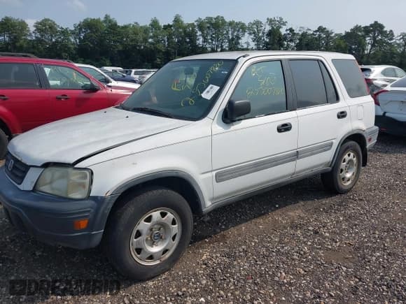 ✅ 2000 Honda CR-V LX • VIN: JHLRD1849YC001024 • Lot: 42940393. Listed on IAAI with 158,802 mi. Free auction sales archive from the USA and detailed vehicle history report at DreamBid. Image 2.