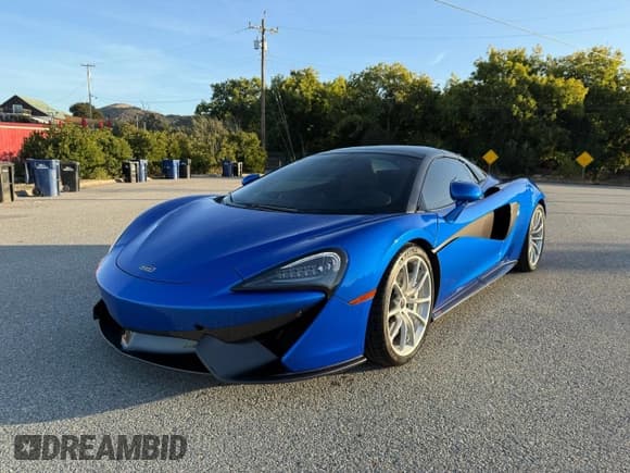 ✅ 2018 McLaren 570S • VIN: SBM13FAA8JW004227 • Lot: 84229475. Listed on Copart with 21,547 mi. Free auction sales archive from the USA and detailed vehicle history report at DreamBid. Image 2.