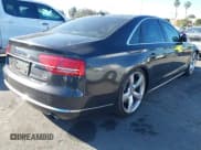 ✅ 2011 Audi A8 • VIN: WAUAVAFD1BN000811 • Lot: 43885239. Wystawiony na IAAI z przebiegiem 144 236 mil. Bezpłatny archiwum sprzedaży aukcyjnych z USA i szczegółowy raport historii pojazdu na DreamBid. Zdjęcie 4.