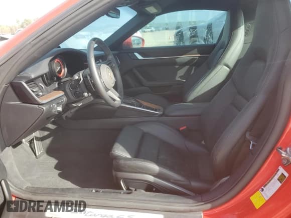 ✅ 2023 Porsche 911 4S • VIN: WP0BB2A94PS233065 • Лот: 85494244. Опубликован ранее на Copart с пробегом Не указан. Бесплатный доступ к архиву аукционных продаж из США и подробный отчёт об истории автомобиля на DreamBid. Изображение 7.