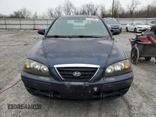 ✅ 2005 Hyundai Elantra GLS • VIN: KMHDN56D55U157836 • Lot: 87812085. Wystawiony na Copart z przebiegiem 235 454 mil. Bezpłatny archiwum sprzedaży aukcyjnych z USA i szczegółowy raport historii pojazdu na DreamBid. Zdjęcie 5.