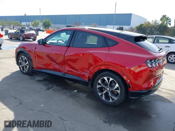 ✅ 2022 Ford Mustang Mach-E Premium • VIN: 3FMTK3R7XNMA02847 • Lot: 42123025. Listed on IAAI with 50,014 mi. Free auction sales archive from the USA and detailed vehicle history report at DreamBid. Image 3.